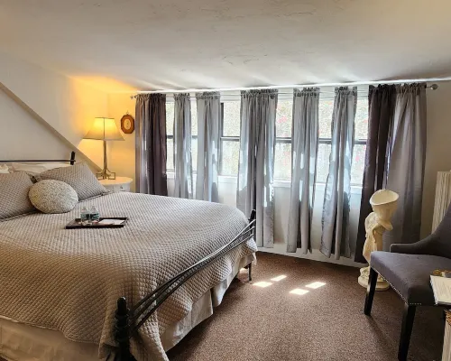 Lily Creek Lodge Hotels in Lumpkin County