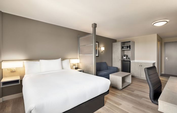 Microtel Inn & Suites by Wyndham Boisbriand
