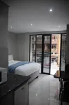 Hayat Hotel 94Juta