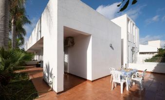 Two Steps From the Beach Villa