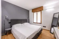 Emilia Studios 6 Hotel a 