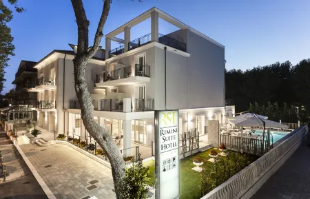Rimini Suite Hotel Отели рядом с достопримечательностью «Темпио Малатестиано»