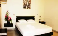 Guardian Family Hotel  호텔