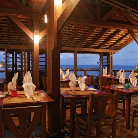 La Creole Beach Hotel & Spa