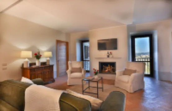 Pietra Campana Italian Villa Orvieto