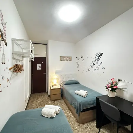Rooms Sepulveda