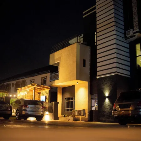 Tevom Hotel and Suite