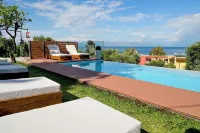 Gina Studios Hotels in Agii Deka