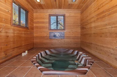 Canyon Castle Mtn Retreat w Hot Tub & Fireplace