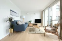 Spectacular Waterfront Views with Parking at 'Mariners Mirror' Hotels in Feock