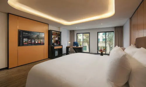 Aurora Oriental Hotel