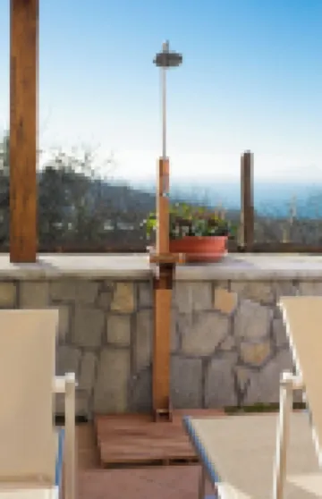 Il Pozzo dei Desideri - De Vivo Realty Vico Equense