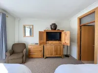 7 Guests 2Br 2BA Pool Hot Tub & Game Room at Cbl Hotels in Brian Head