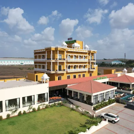 Hotel Grand Haveli