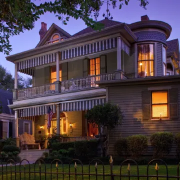 Devereaux Shields House