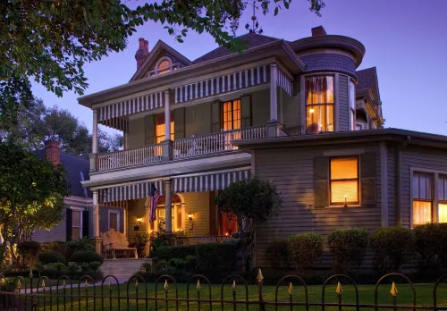 Devereaux Shields House