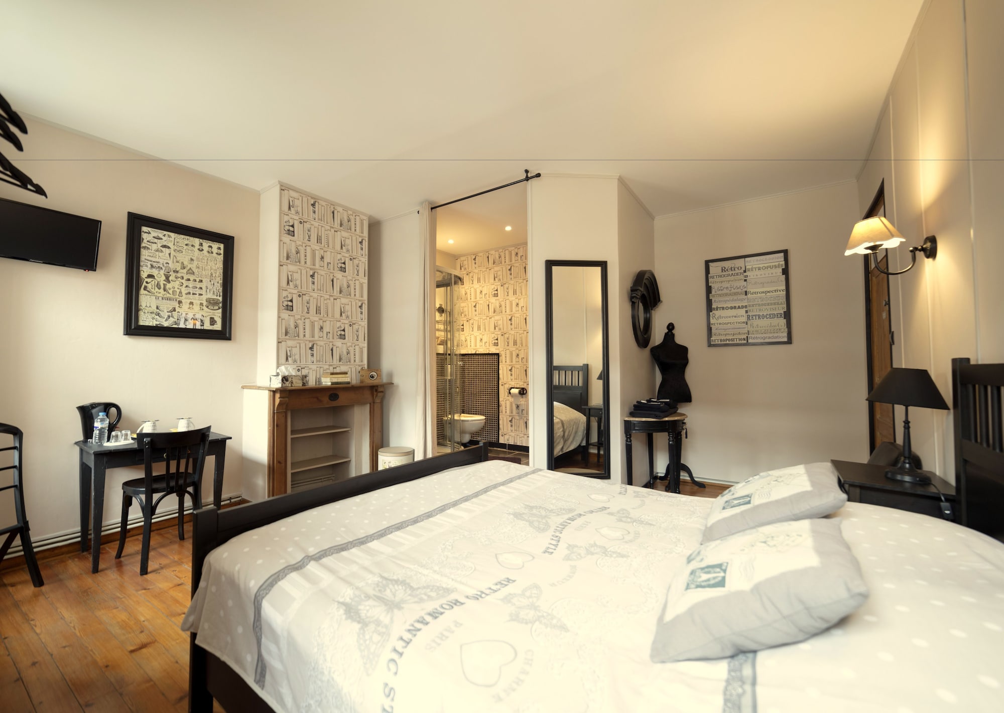 Aux Petits Bonheurs Hotels in Steenwerck