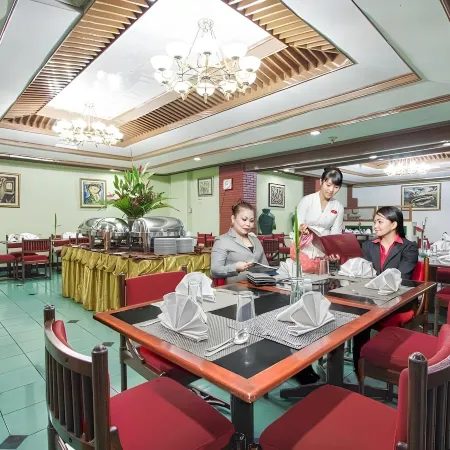 Sahid Kawanua Hotel