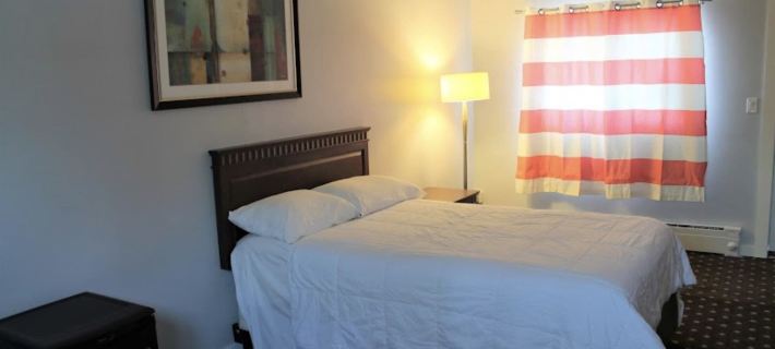 Bluewater Motel Hotels in Lambton County