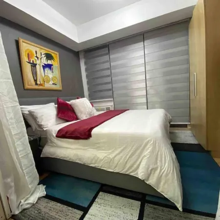 Cozy 1Br Cityview with Balcony and Near Airport