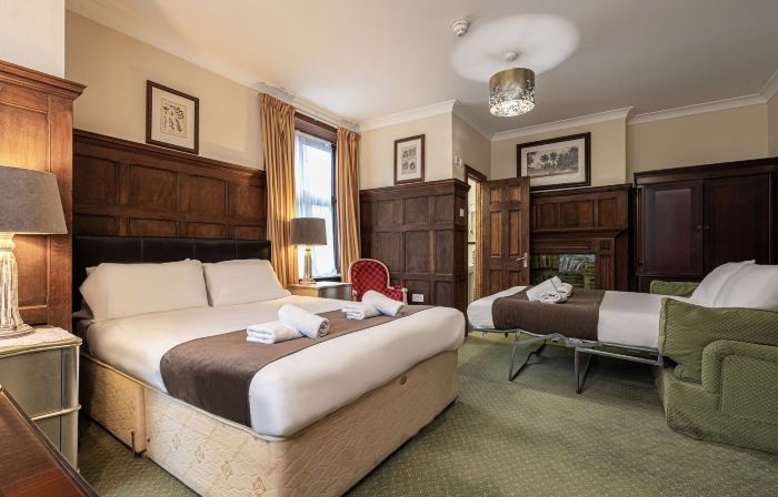 Barrington Lodge