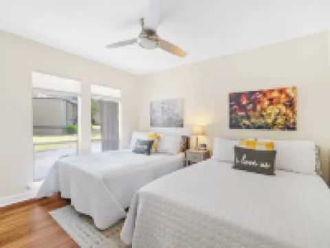 Lakefront Pinehurst Condo 2BD/2BA - 237 - With Community Pool Access 派恩赫斯特酒店