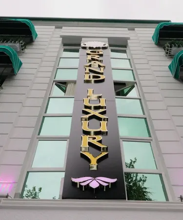 Grand Luxury Отели в г. Suleyman Bey Mahallesi