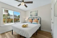 Coastal Charm, Private Pool, Private Beach Access!