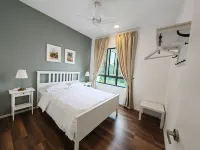 Mountain & Theme Park Views' Cozy Suite Hoteles en Ulu Kinta