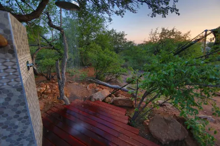 Oase by 7 Star Lodges - Greater Kruger Private 530ha Reserve