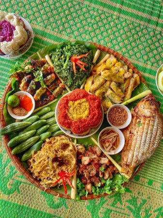 Dong Suoi H'Mong Homestay & Bungalow Отели в г. Kim Noi