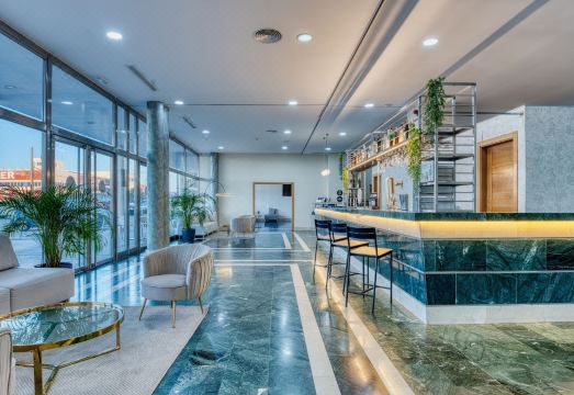 체킨 마드리드 모스톨레스