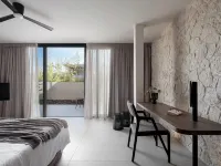 Pnoe Villas - Seafront Experience Hotels in Platanias