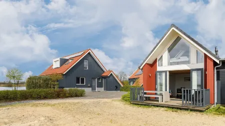 Dormio Waterpark Langelille Отели в г. Marknesse