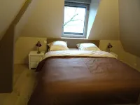 AN INDEPENDENT HOUSE FOR 4 PEOPLE AT PONT L'EVEQUE, BETWEEN HONFLEUR AND DEAUVILLE