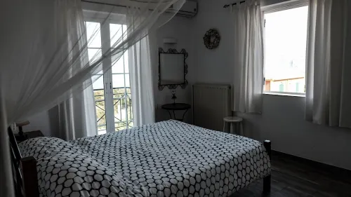 Evreti Villa in peaceful traditional village near Fiscardo
