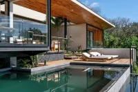Luxury 4Br Ocean View Villa • Infinity Pool • 5Min to Beach • Sunset Views