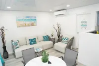 Cosy one bedroom condo in Holetown, St. James with pool access!!