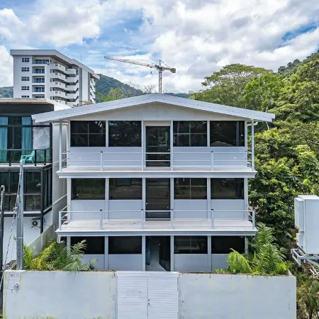 18 Bedroom PRIVATE HOME Jaco Beach, 5-Year of Excellence, VIP Concierge Services