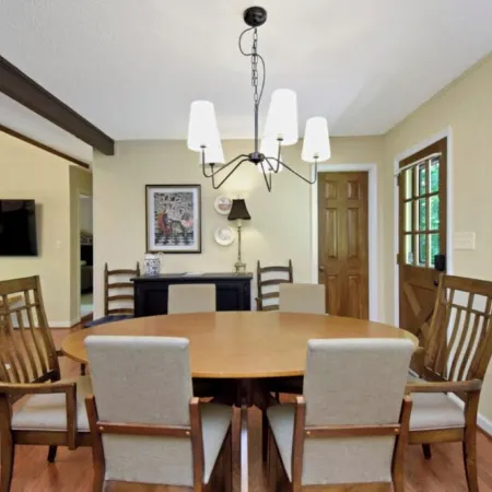Marvelous 3-bedroom house with WiFi and EV Charger in Beech Mountain