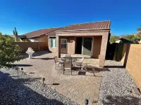 Charming 3-bedroom house in Gold Canyon with 1 gigabit WiFi and amazing views Hotels near St James Catholic Church