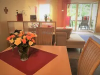 Exclusive vacation apartment near the lake in a residential complex with a park-like garden - Apartments