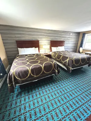 The Villager Motel Hotel di 
