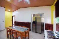 Peaceful apartment with a gym and view right outside Coco Beach