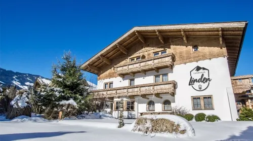 Landhaus Linden, FeWo Emma, apartment in a prime location in the Zillertal
