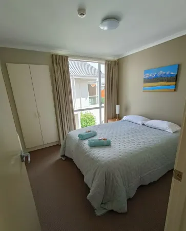 Opuke Crash Pad, enjoy Resort Facilities, Opuke Hot Pools, Ski Field. Отели в г. Метвен