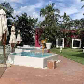 Best view  and location at ICON Vallarta.10 min from airport and 15 min downtown Fitness & Recreational Facilities