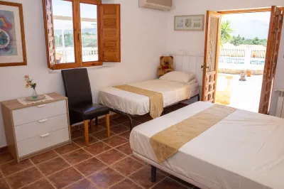 Casa Mari is a fabulous Villa with large swim pool, tennis,  Games Room, garden Hotels near Resort Indalo