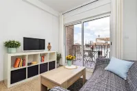 Piso de 4 Habitaciones a 50 Metros de la Catedral