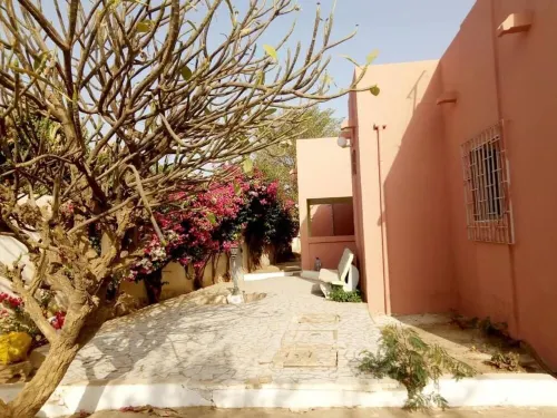 Two rooms for rent in a quiet villa Hotels in Thiès